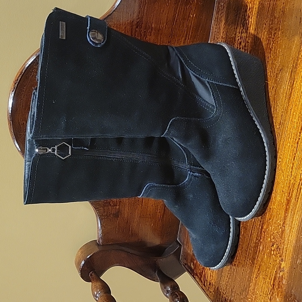 KHOMBU Pisa Waterproof Suede Women's Tall Wedge Boots 7M